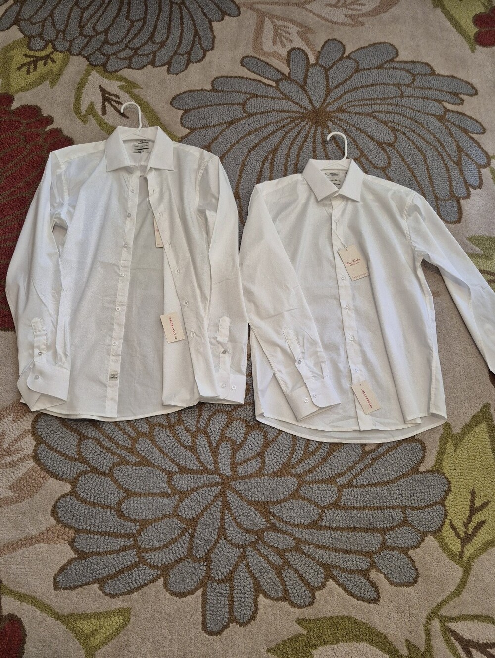 Lot Of 2 Lucky Brand Classic White Button-Down Mens Shirts Size Medium